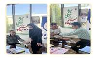 توزیع پمفلت های آموزشی، آموزش چهره به چهره و کنترل فشارخون برای مراجعین