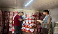 مقادیر قابل توجهی محصولات لبنی غیرمجاز و همچنین تعدادی کالای مشکوک به تقلب کشف و جهت تعیین تکلیف ضبط و توقیف شد