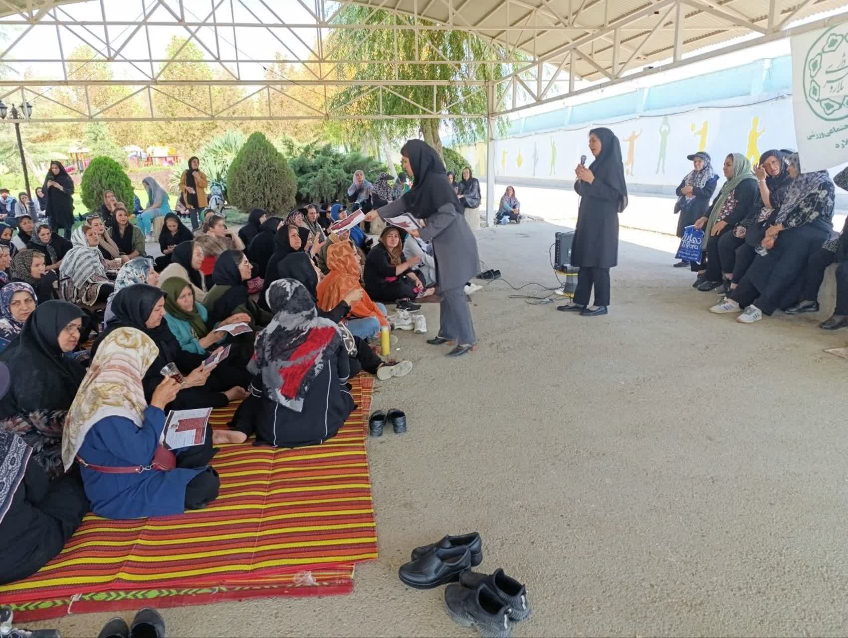 ارائه راهکار در خصوص نحوه پیشگیری از بیماری هپاتیت توسط مراقبین سلامت شبکه بهداشت و درمان شهرستان ملارد