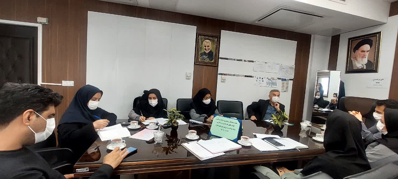 تاکید بر تقویت آموزش‌های بهداشتی، پایش وضعیت سلامت مدارس، گزارش به‌موقع موارد مشکوک و اجرای دقیق دستورالعمل‌های بهداشتی 