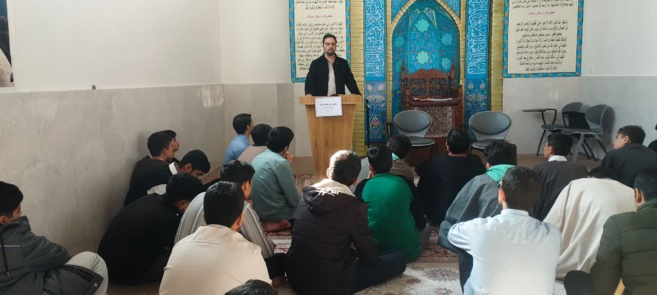 انجام خدمات غربالگری شامل اندازه‌گیری قند خون و HbA1C برای مراجعین 