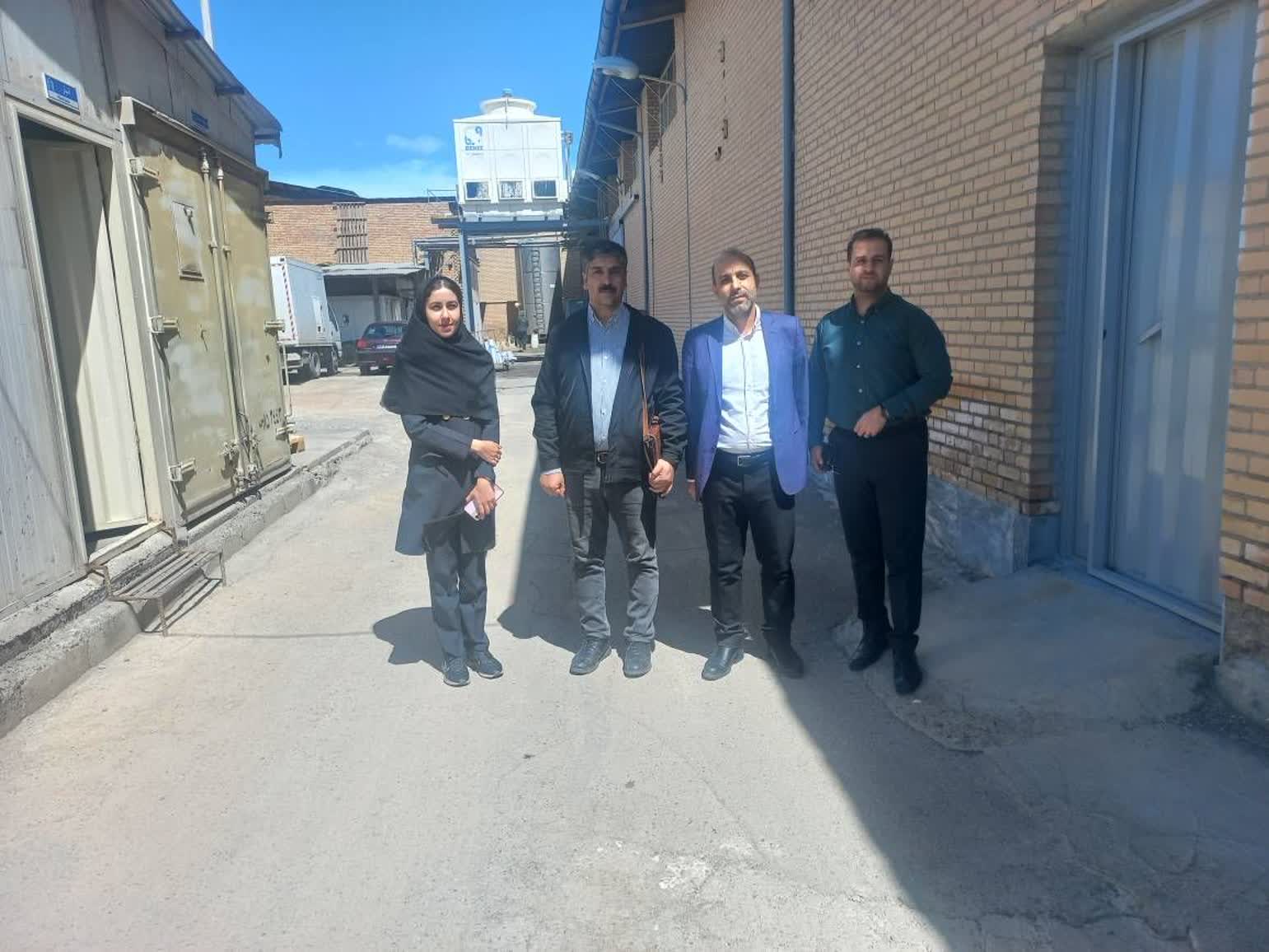 کنترل و بازدید از انبارهای مواد شیمیایی و مواد شوینده موجود در انبار 