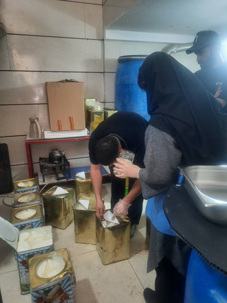  عملیات گشت مشترک بازرسی کارشناسان بهداشت محیط با همکاری مؤثر عوامل پلیس امنیت اقتصادی در شهرستان ملارد 