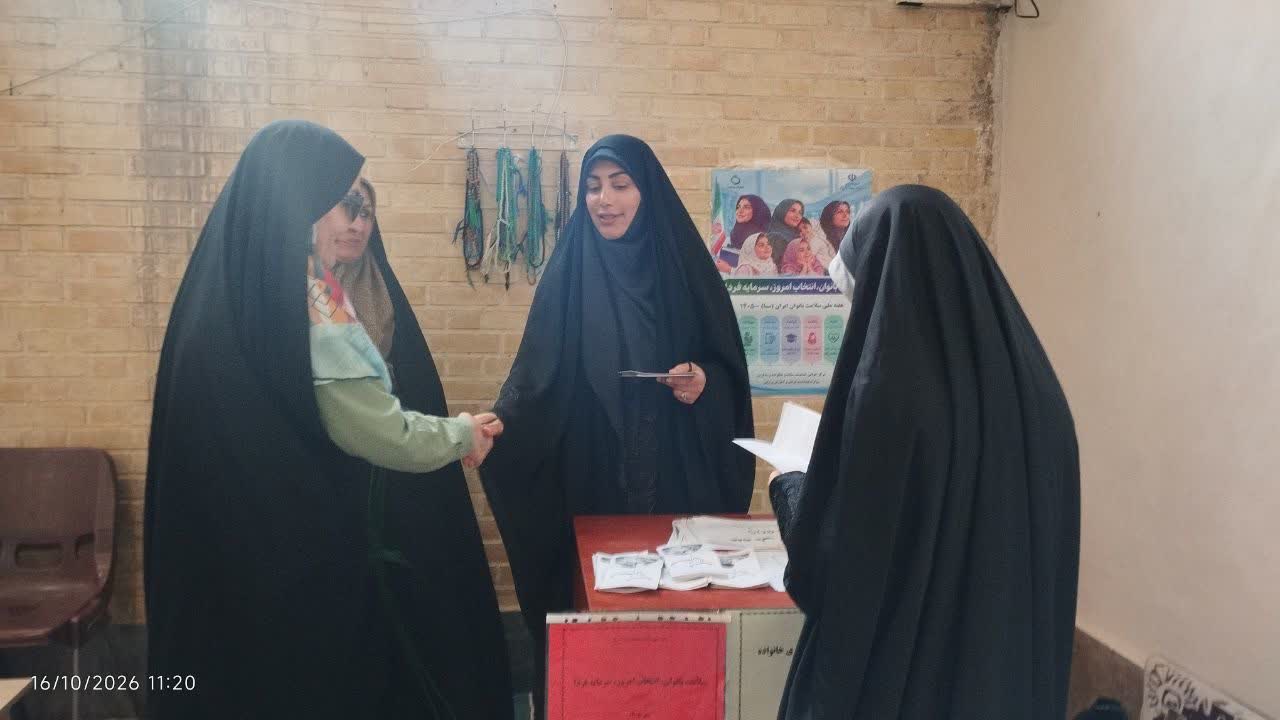 اهمیت خود مراقبتی و پیشگیری از بیماری‌های شایع در دوران میان‌سالی و سالمندی